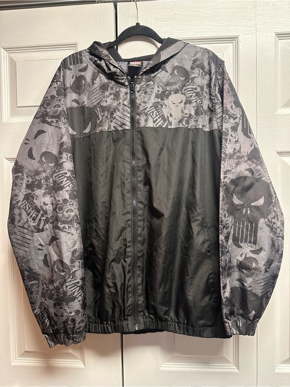 Marvel Black & Gray Punisher Hooded Windbreaker